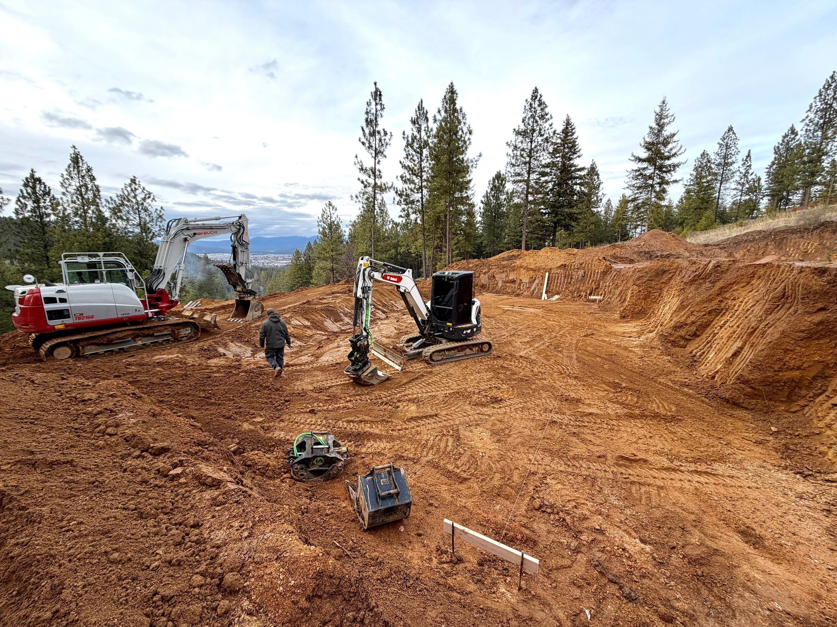 The Tamarack Vista, Excavation