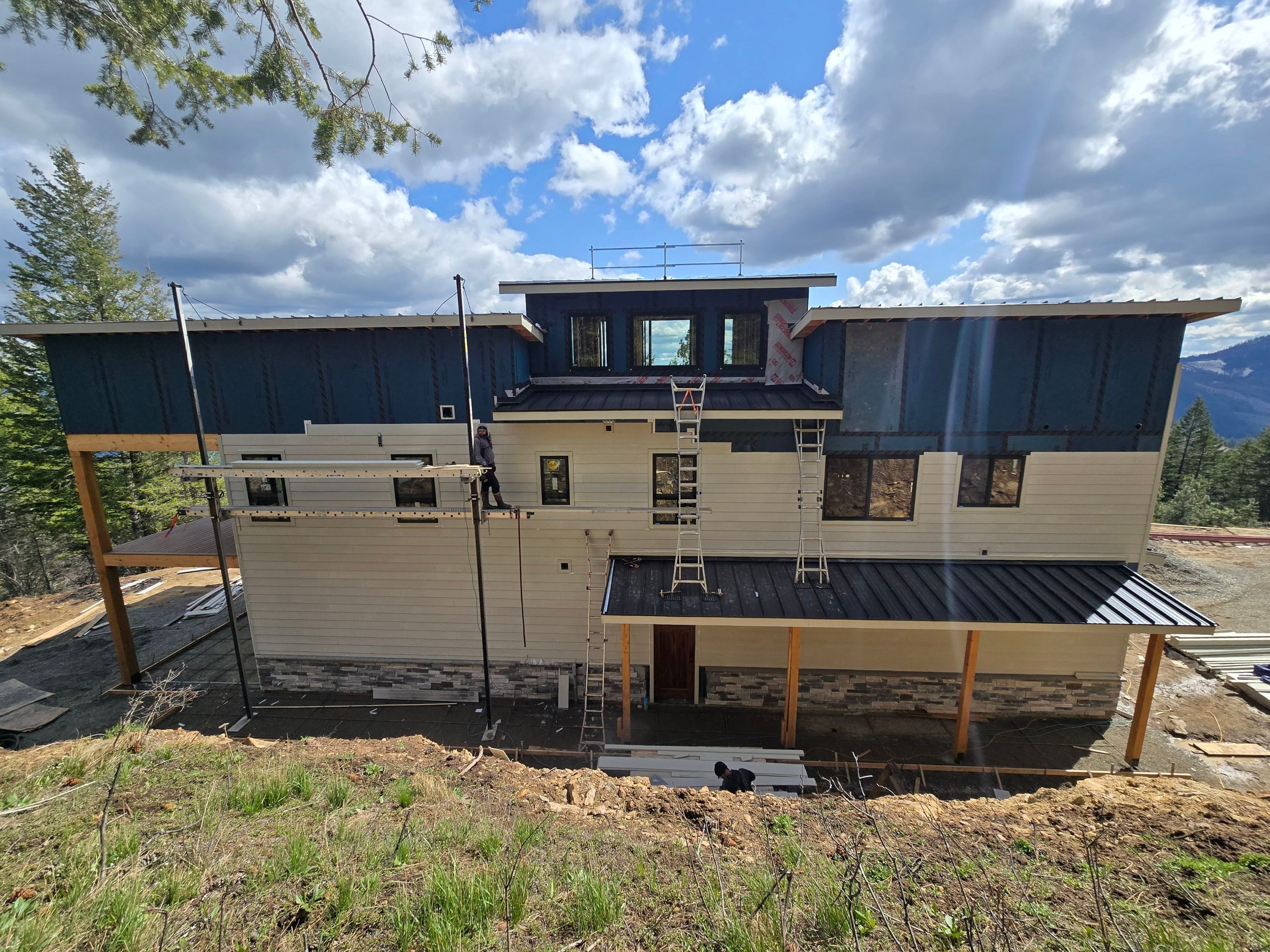 The Lookout, Siding, and the shape of it